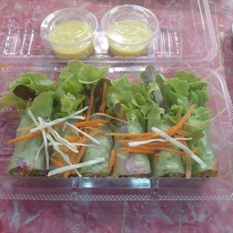 สลัดโรลผัก