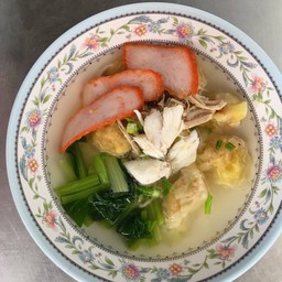 เกี๊ยวน้ำพิเศษ