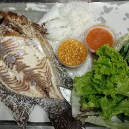 พี่ตรีเมี่ยงปลาเผา