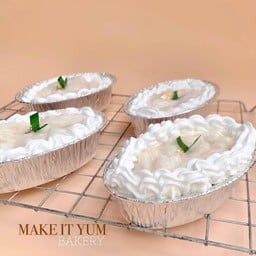 เค้ก เบเกอรี่ คราฟเฟิล - Make it yum Bakery