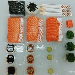 โปรเหมา เหมา ครึ่งตัวซาซิมิ (ไม่รวมชิ้นส่วน)