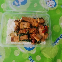 ป้าอ้วนวัดเลียบ