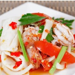 ร้านลานทุ่ง ลาบก้อย -