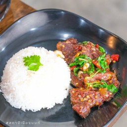 Dข้าวกะเพราเนื้อตุ๋น