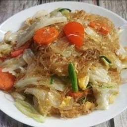 วุ้นเส้นผัดไข่ราดข้าว
