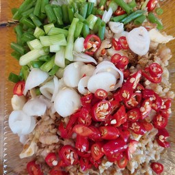 หมูสับผัดไข่เค็ม