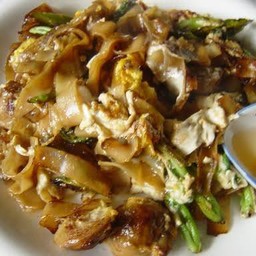 ผัดซีอิ้วไข่