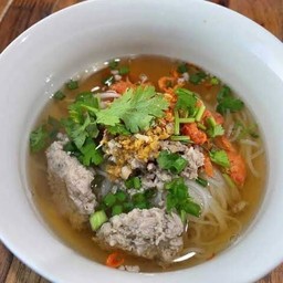 ก๋วยเตี๋ยวน้ำใสโบราณ สูตรเจ๊ขวัญ
