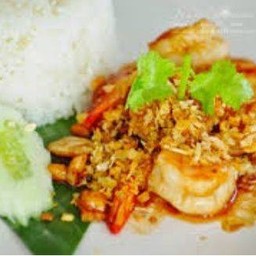 ข้าวกุ้งกระเทียม