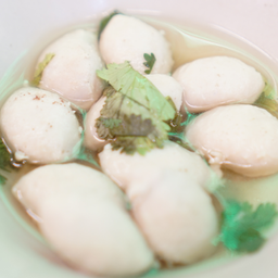 ลูกชิ้นหมูลวก