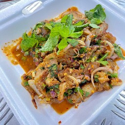 น้ำตกคอหมูย่าง