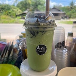 มิ้นท์ ปั่นกลางซอย