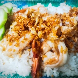 กุ้งกระเทียมราดข้าว
