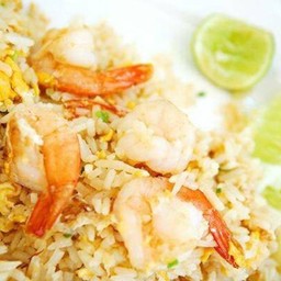 ข้าวผัดต้มยำทะเล