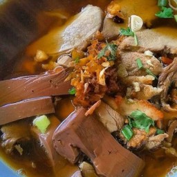 ก๋วยเตี้ยวเป็ด พิเศษ