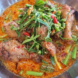 Dหม้อไฟ(ต้มยำ)น่องไก่ตุ๋น