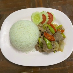 ข้าวราดผัดพริกหยวกหมู