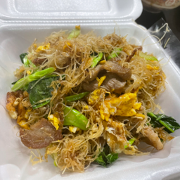 ผัดซีอิ๊วเส้นใหญ่