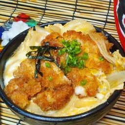 ข้าวหน้าไข่-ไก่ทอดญี่ปุ่น