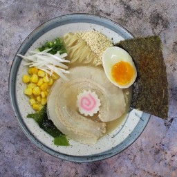 ทงโคะสึ ราเมน (ซุปกระดูกหมู)