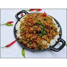 กะเพราอร่อยไม่ซ้ำจำสูตรไม่ได้