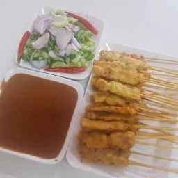 ร้านหมูสะเต๊ะ   นายเกษม