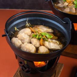 Dขุนพล Xหมูเด้ง+หมูกรอบ(หม้อดำ)