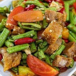 ตำถั่วหมูกรอบ