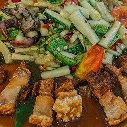 ตำแตงหมูกรอบ