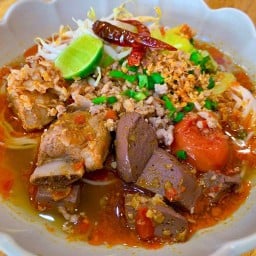 กะเพราที่ฉันใฝ่ฝัน จานนี้เป็นของคุณนะ นนทบุรี