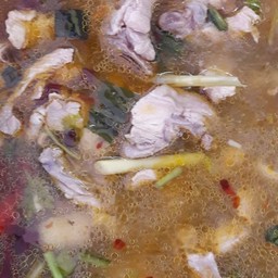 ต้มยำไก่.