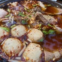 หมูตุ๋นหม้อไฟ