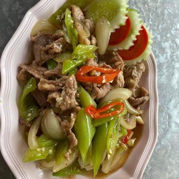 ผัดพริกหยวกหมู