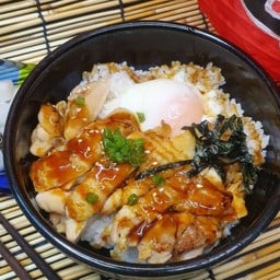ข้าวหน้าไก่ย่างไข่ออนเซน