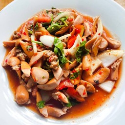 ยำบีลักกี้หมูสับ