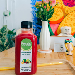 น้ำผลไม้สกัดเย็นสูตรล้างสารพิษ Detox เมนูขายดี