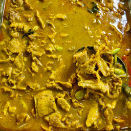 แกงหมูหน่อเหรียง