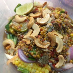 ยำ1ไข่