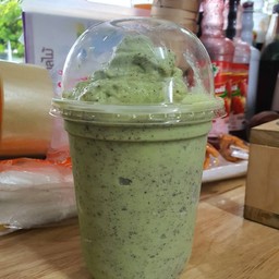 ชาเขียวปั่นนมสด โอริโอ้