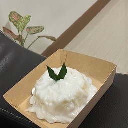 มะพร้าวอ่อนลาวา