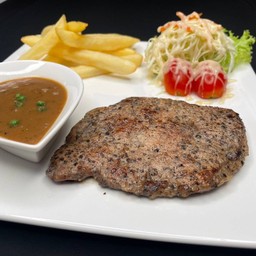 สเต็กหมูพริกไทยดำ