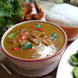 ขนมจีนแกงน้ำเคย