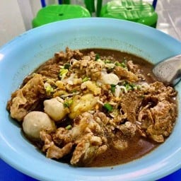 ก๋วยเตี๋ยวหมู-เนื้อ อานนท์