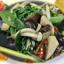 แกงเห็ดรวม