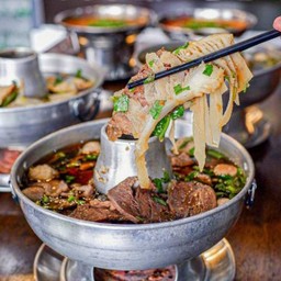 DSET หม้อไฟใหญ่รวมพล(เนื้อ)+เนื้อรวมลวกจิ้ม1+หยก1+เหลือง1