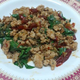 กะเพราพริกแห้งสะเดิด-รักกัญ รามคำแหง2