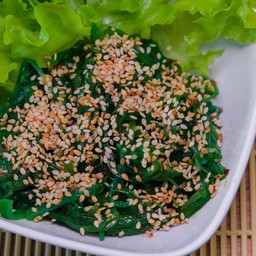 ยำสาหร่าย