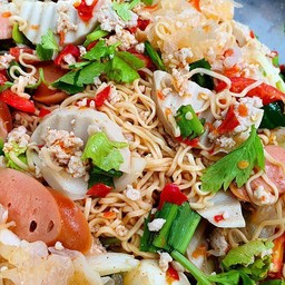 ยำมาม่ารวมมิตร