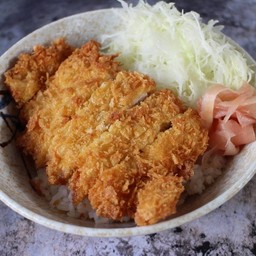 ข้าวหน้าไก่ทอดคัตสึ