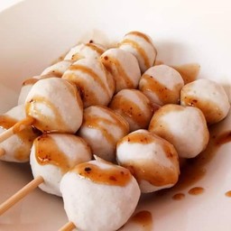 ลูกชิ้น-เสี่ยงดวง